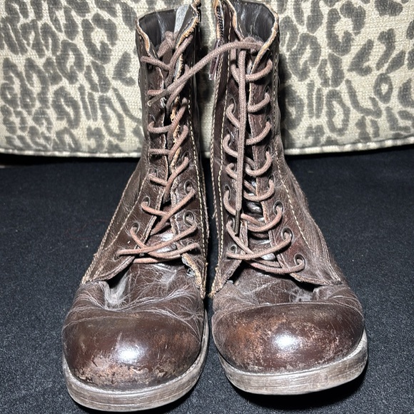Vintage Levi's Dark Brown Boots Studded Detail lace up baddie boots women’s 7.5 - Picture 2 of 10